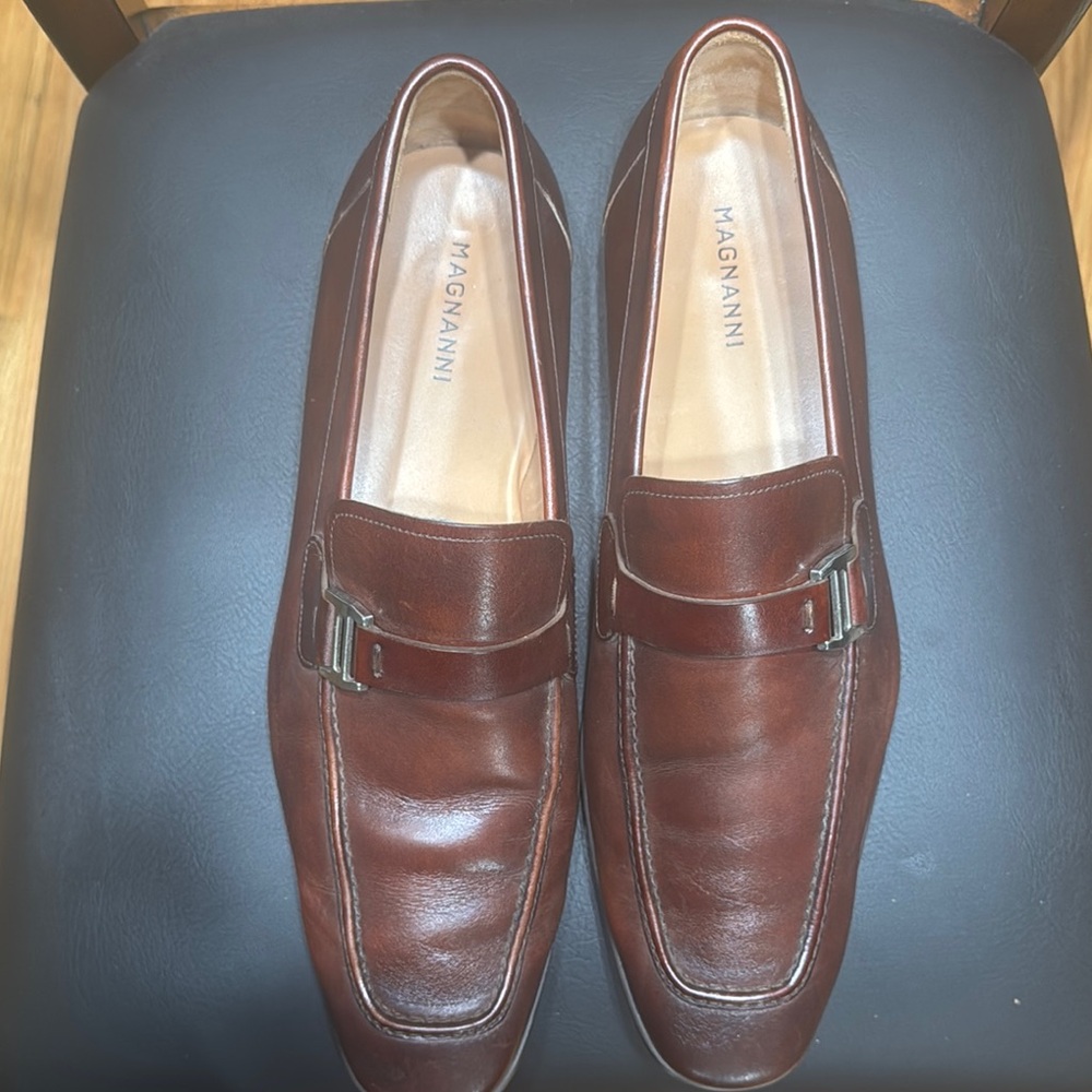 Magnanni Brown Leather Slip-On Loafers with Decorative Strap